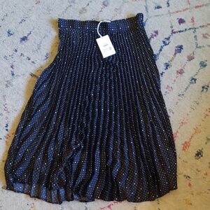 NWT Free Assembly Black And White Pleated Midi Skirt Small